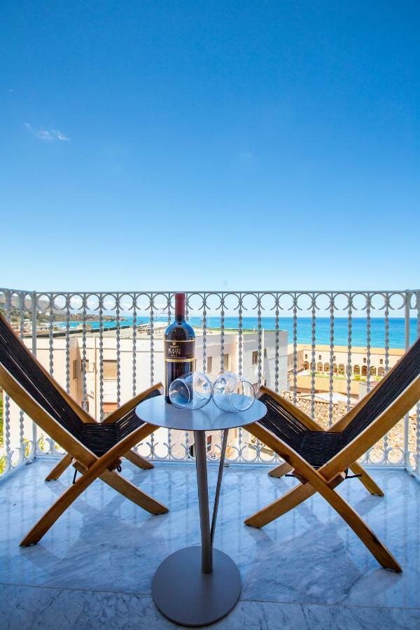 Cefalu Charme E Chic Suites Buitenkant foto